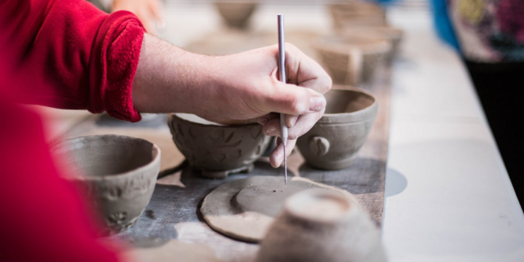 Laboratorio Di Ceramica E Restauro In Pelizza | CSV Lombardia